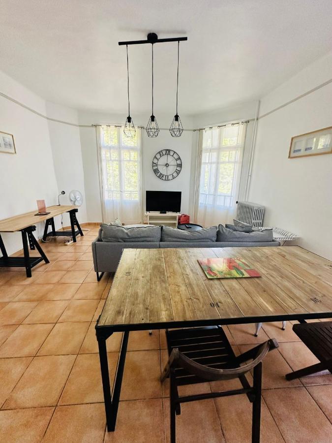 Appartement Lumineux Et Spacieux 2 Chambres Avec Parking Gratuit Dans La Rue Перпинян Екстериор снимка