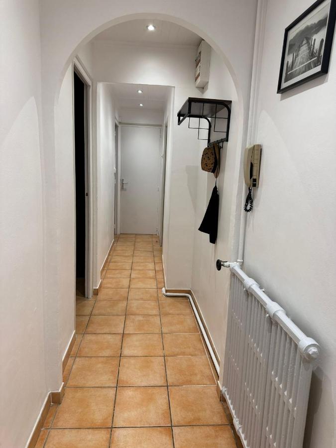 Appartement Lumineux Et Spacieux 2 Chambres Avec Parking Gratuit Dans La Rue Перпинян Екстериор снимка