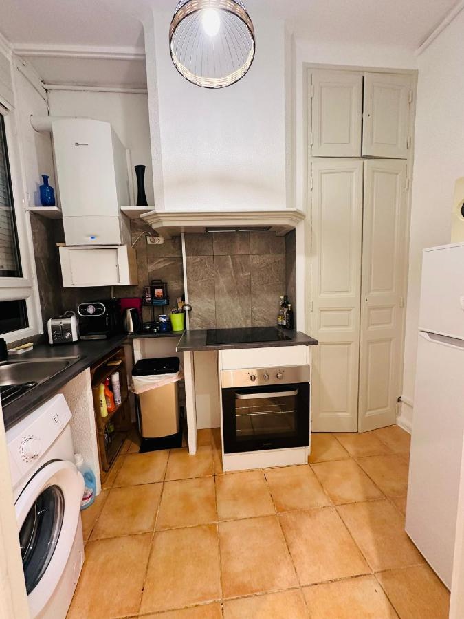Appartement Lumineux Et Spacieux 2 Chambres Avec Parking Gratuit Dans La Rue Перпинян Екстериор снимка